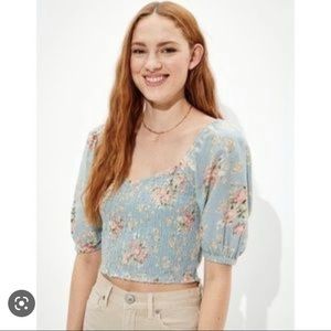 American Eagle COTTAGECORE linen blend smocked crop top puff sleeve blue floral